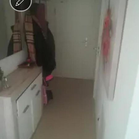 Helles Zimmer Mit Balkon Zwischen Uni Und Altstadt Ρέγκενσμπουργκ Εξωτερικό φωτογραφία