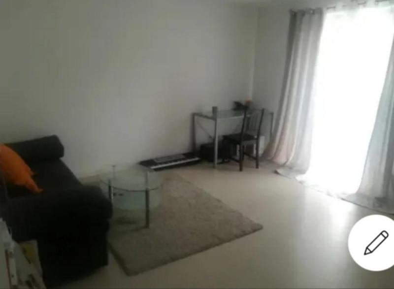 Helles Zimmer Mit Balkon Zwischen Uni Und Altstadt Ρέγκενσμπουργκ Εξωτερικό φωτογραφία